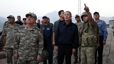 Akar ve komuta kademesinden Aktütün'e bayram ziyareti