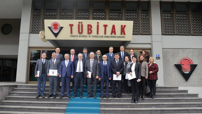Sanayi üniversite el ele verdi