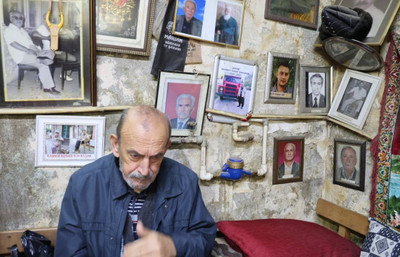 Ölüler kıraathanesinde bayram geleneği bozulmadı: Tam 800 kişi...