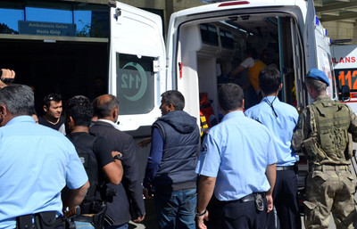 Siirt'te patlama: 7 asker yaralı