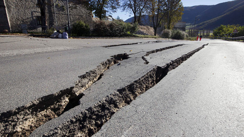 İtalya'da deprem korkuttu