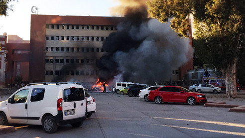 Adana Valiliği'ne terör saldırısı