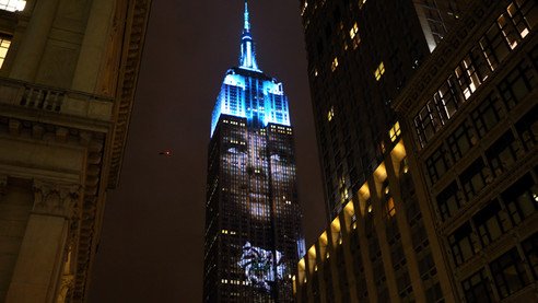 Empire State'de görsel şölen