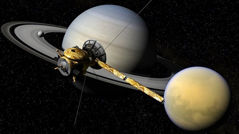 Cassini, Satürn ile halkaları arasına ilk dalışını yaptı
