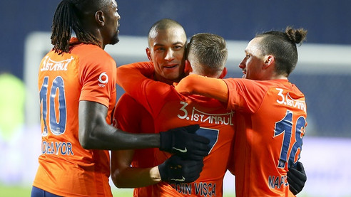 Başakşehir gol olup yağdı