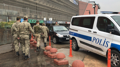 Gaziantep'te havaya ateş açan asker ikna edilerek gözaltına alındı