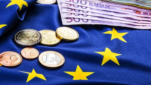 Euro Bölgesi'nde yıllık enflasyon düştü