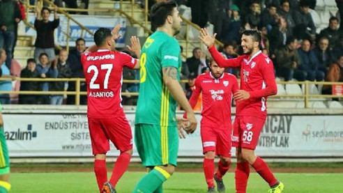 Boluspor, Fenerbahçe'yi 6 golle geçti