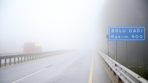Görüş mesafesi 20 metreye kadar düştü