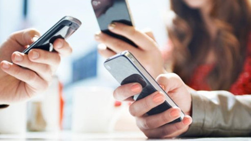 GSM operatörleri sadece konuşturmuyor