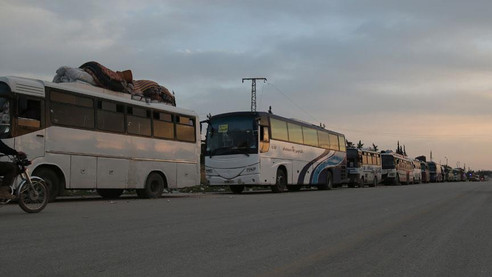 Dumalıları taşıyan tahliye konvoyuna silahlı saldırı