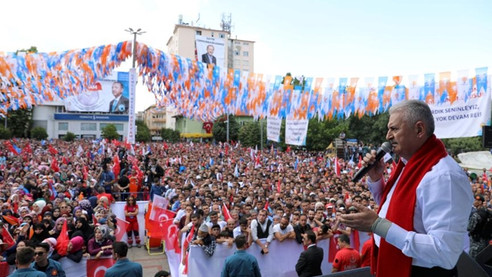 "Bunlara kalsa dev eserleri balyozla yok edecekler"