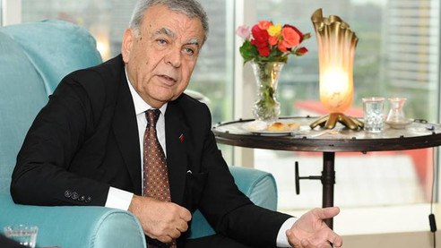 İzmir'de bina değil çevre de dönüşüyor
