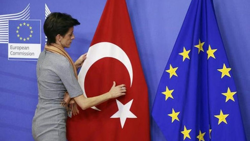 AB'nin taahhüdüne İtalya engeli