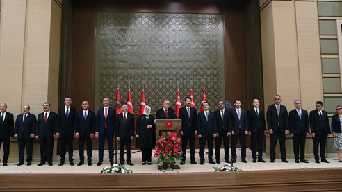 Yeni sistemin ilk kabinesi