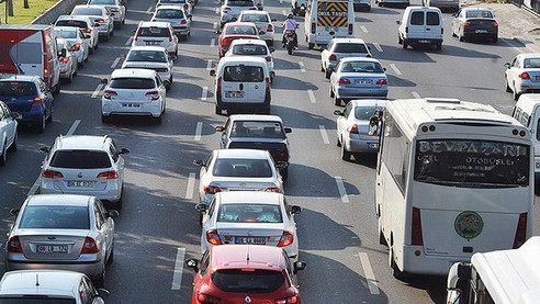 İstanbul trafiğinde bayram yoğunluğu