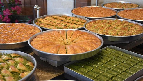 Bayramda baklava üretimi katlandı