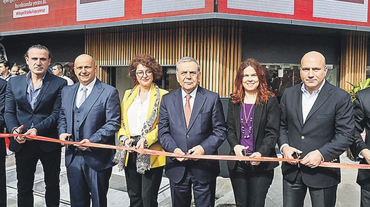 Akhisar In En Buyugu Cadde Arcelik Hizmete Basladi