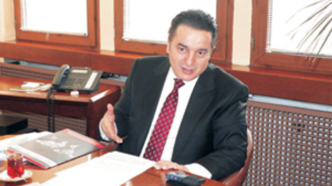 Eximbank ihracatçılar için opsiyon ve forward işlemlerine başlıyor