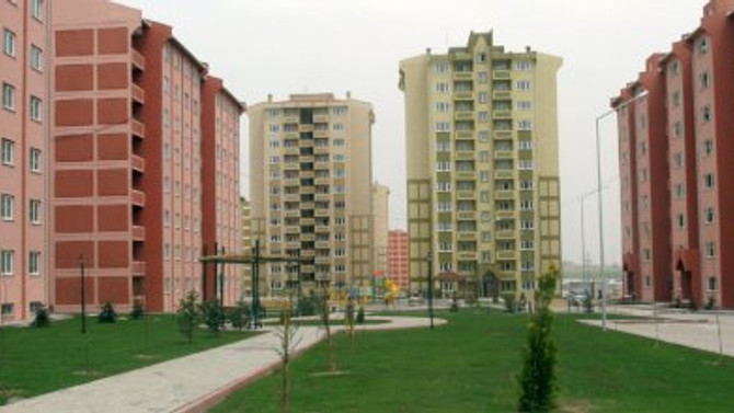 TOKİ, Ankara'da yoksul konutu yapacak