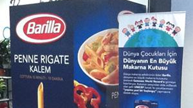 Dünyanın en büyük makarna kutusu Türkiye'de üretildi