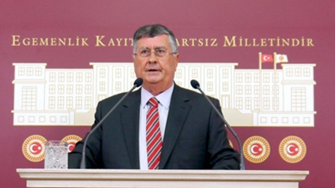 'Ders kitaplarından Atatürk'ü siliyorlar' Danıştay'da