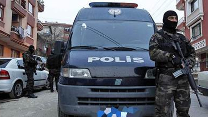 Dolandırıcılık çetesi çökertildi