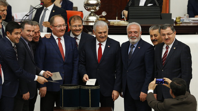 'Açık oy' tartışması sürüyor