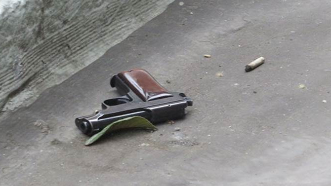 Kadıköy'de silahlı çatışma: 3 yaralı