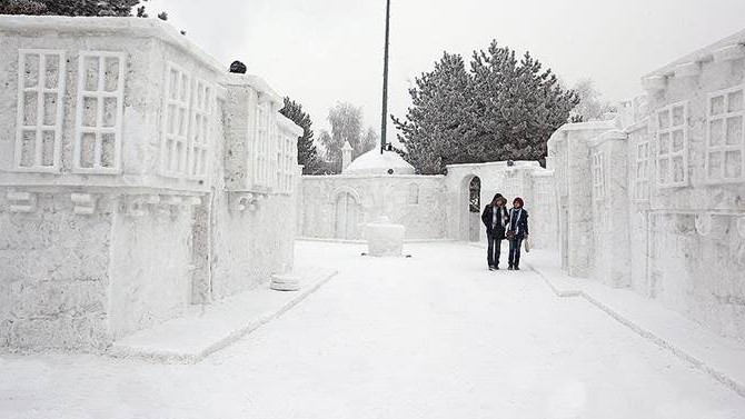 EYOF Sokağı inşaatında sona gelindi