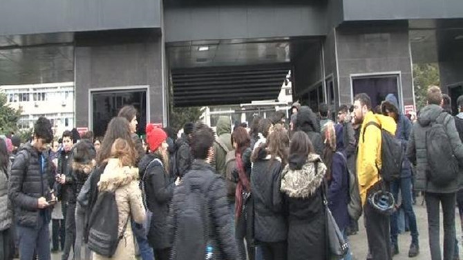 Marmara Üniversitesi'nde gerginlik
