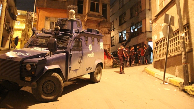Beyoğlu’nda korkutan patlama