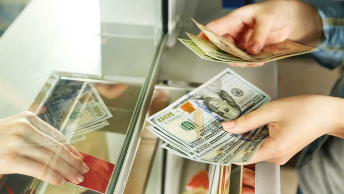 Dolar güne 3,66'dan başladı