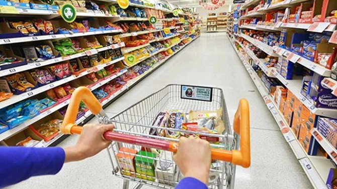 İngiltere'de ocakta perakende satış geriledi