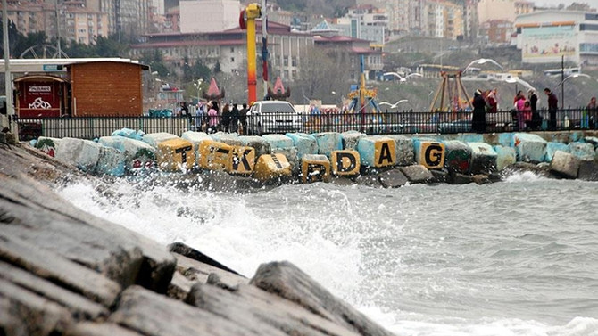 Deniz ulaşımına lodos engeli