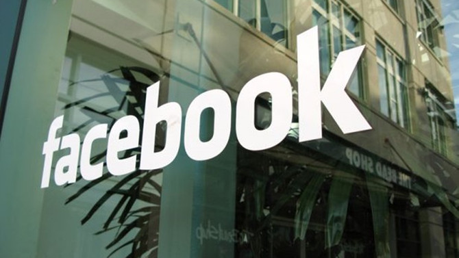 Facebook Fransa'da 30 bin hesabı kapattı