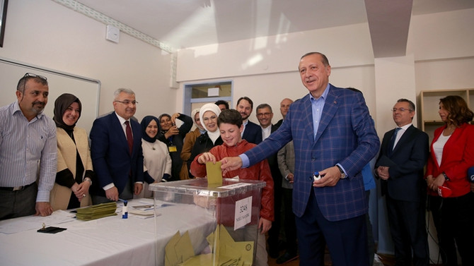 Erdoğan: Milletime şükranlarımı sunuyorum