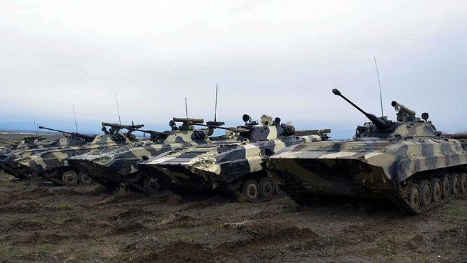 Azerbaycan geniş çaplı tatbikata başladı