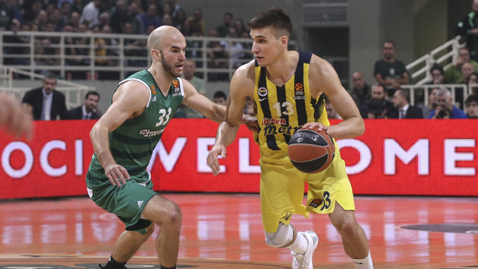 Fenerbahçe seride 2 - 0 öne geçti