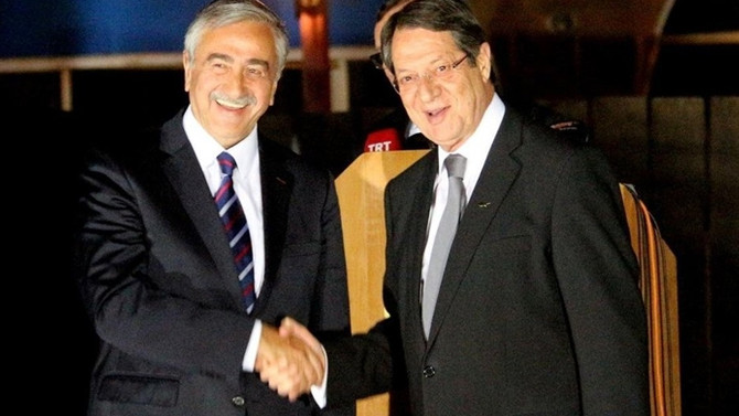 Akıncı, Anastasiadis'le görüştü