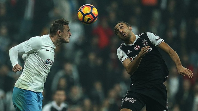 UEFA'dan Beşiktaş ve Trabzonspor'a kötü haber