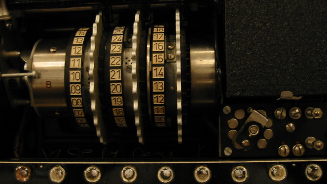 Enigma 52 bin dolara satıldı