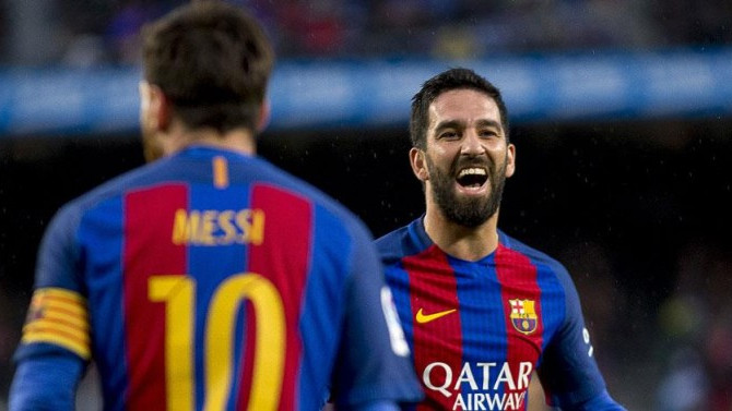 Arda Barcelona'da mutlu