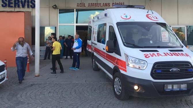 İzmir'de 346 işçi zehirlendi
