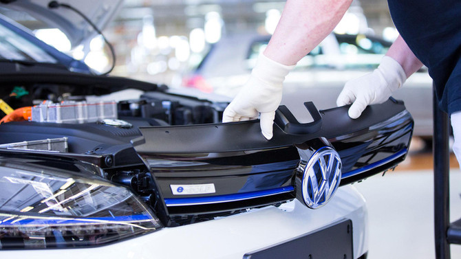 Volkswagen ile Panasonic iş birliğine gitti