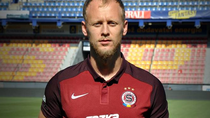 Semih Kaya resmen Sparta Prag'da