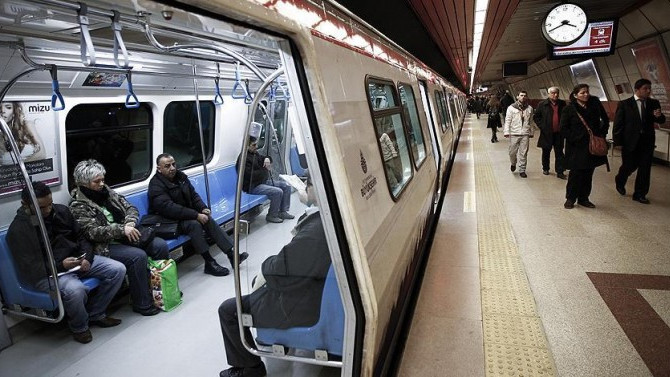 İstanbul'da metro ve tramvay 24 saat sefer yapacak