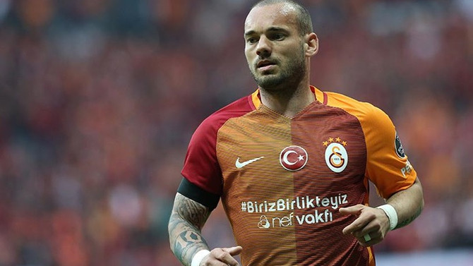 Galatasaray'la Sneijder'in yolları ayrıldı