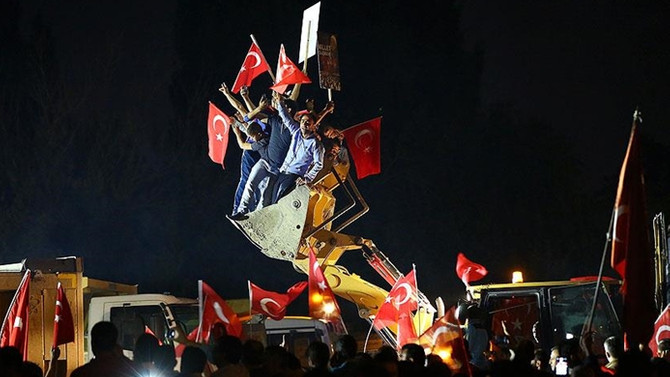 Sendikaların '15 Temmuz' mesajları
