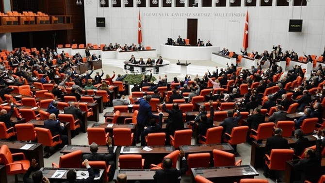 Meclis'e yeni dokunulmazlık dosyaları gönderildi